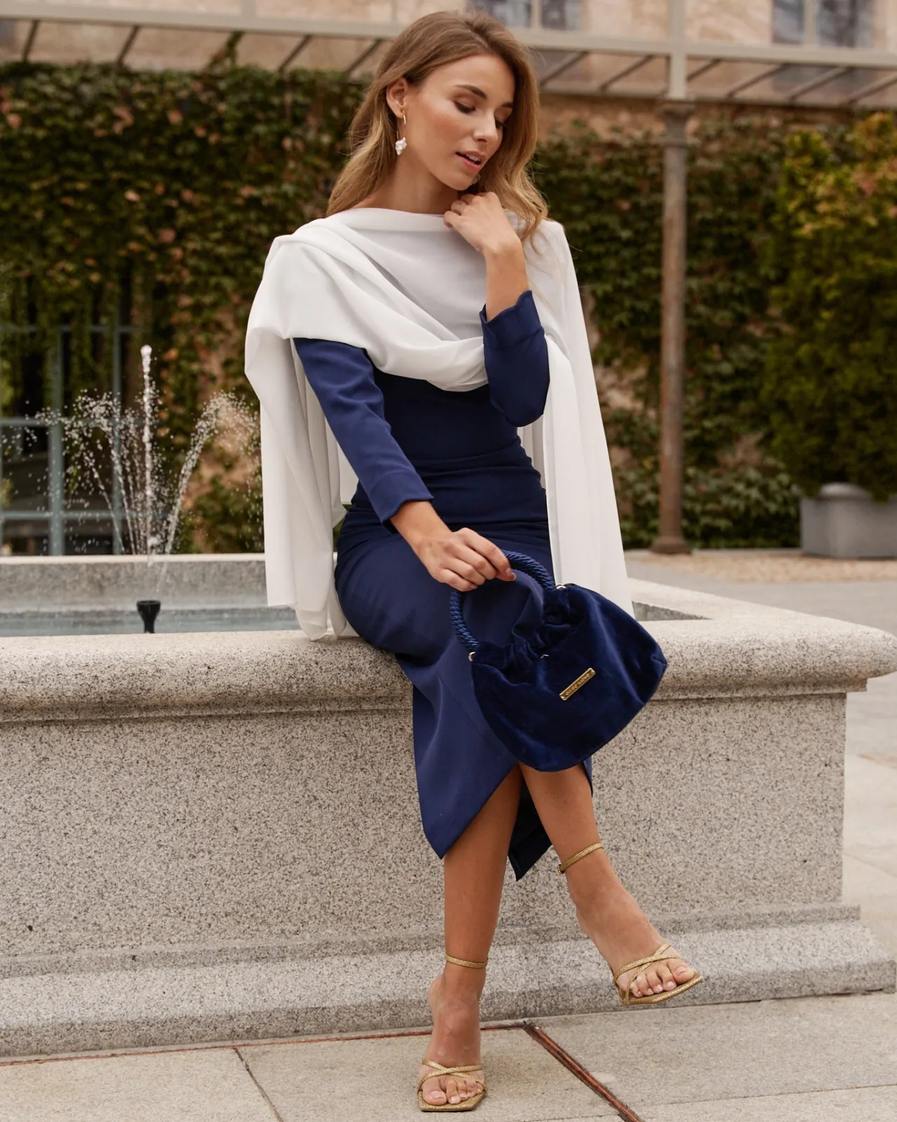 Cheap Cape Gala blanche Communions Ou Baptêmes|Mariée